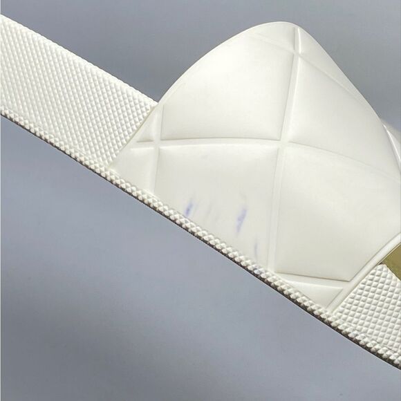 Bottega Veneta Quilted Rubber Pool Slides size 41 - Picture 7 of 11